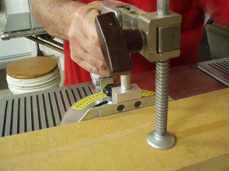 Safety Grip 004 (Custom).JPG