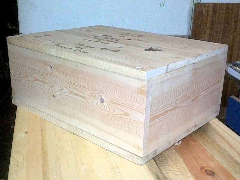 pinebox.jpg