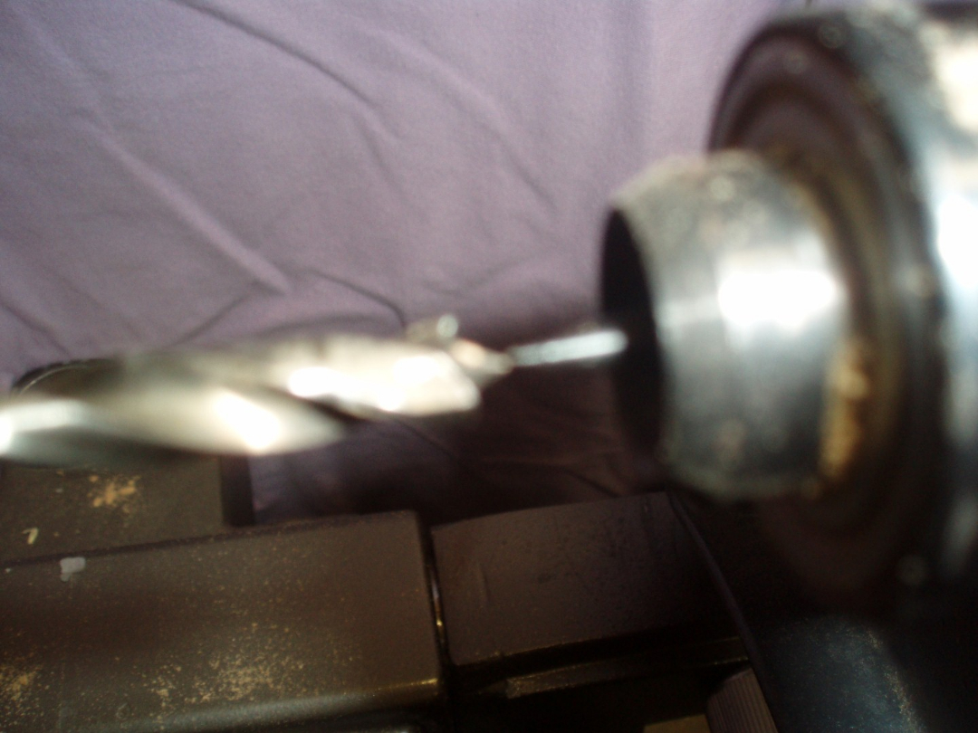 Not quite tip to tip with headstock lock disengaged.