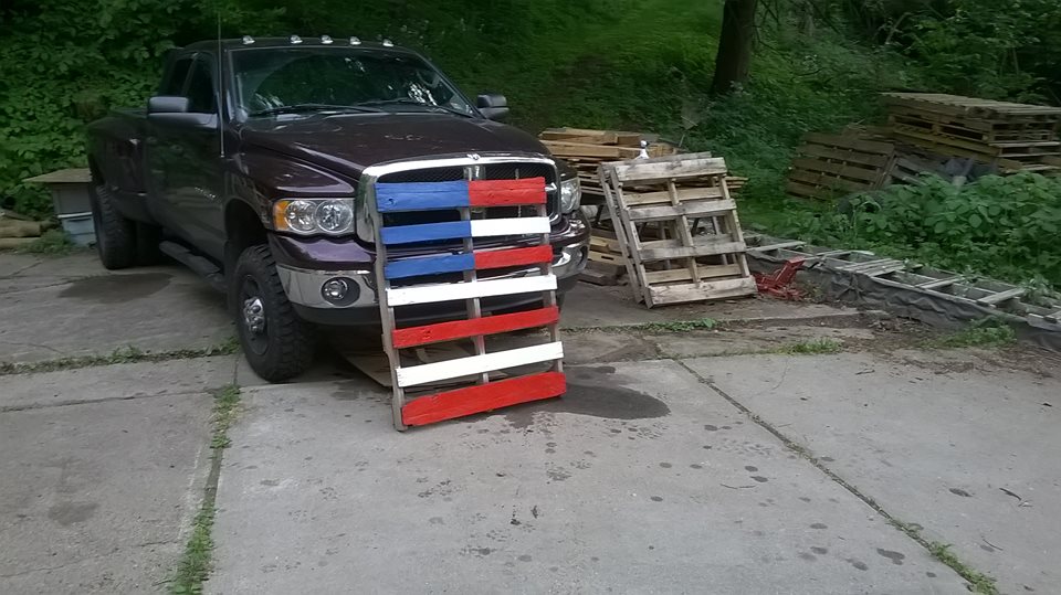 Pallet__Flag.jpg