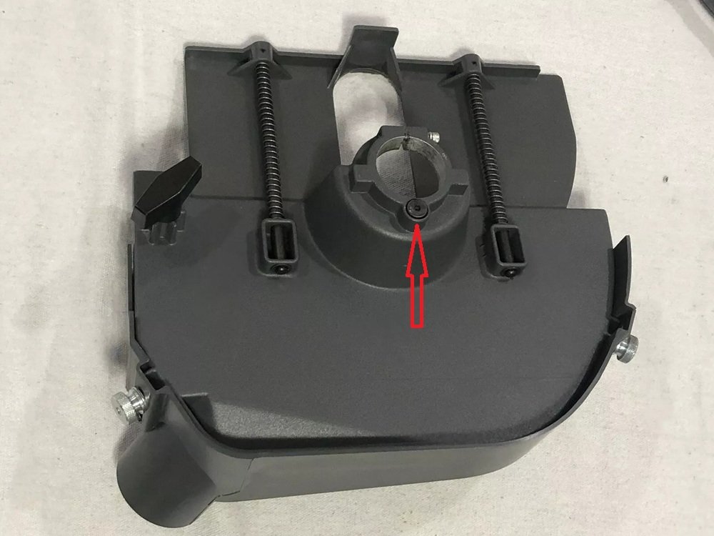 514358 headstock side adjustment screw.jpg