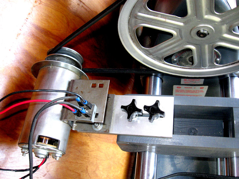 aux motor.jpg