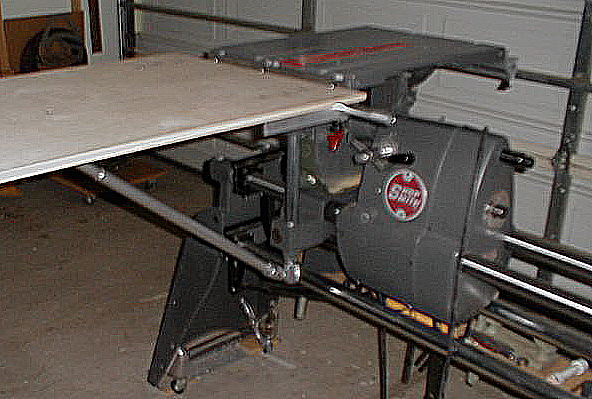 Adjustable Outfeed Table.jpg