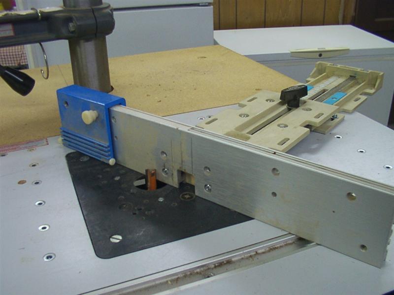Incra Jig Nov 2010_0129 (Medium).JPG