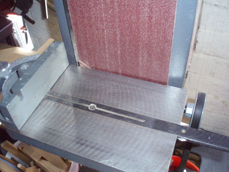 Belt Sander Miter Gauge 006.jpg