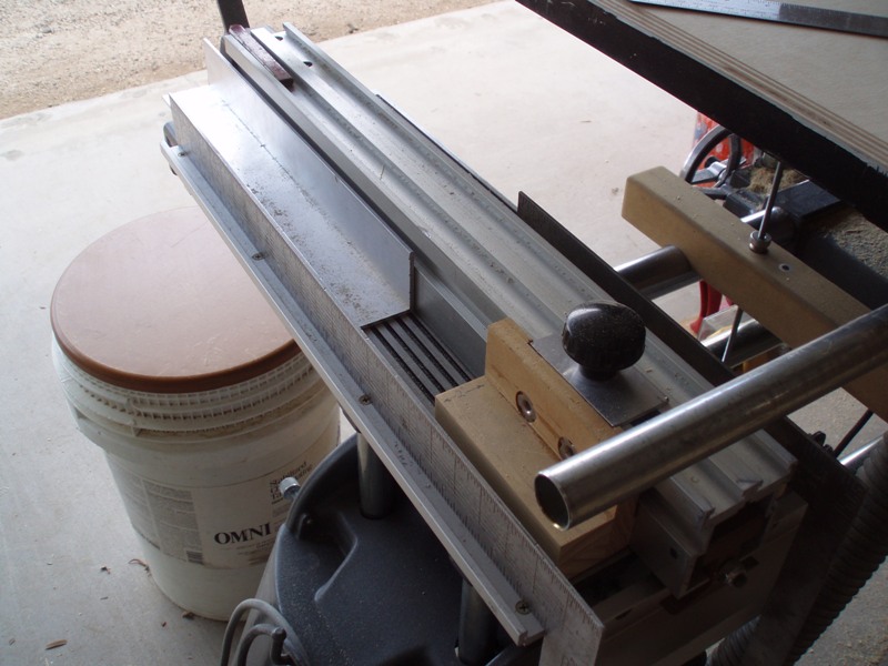Shop Clutter 001.jpg