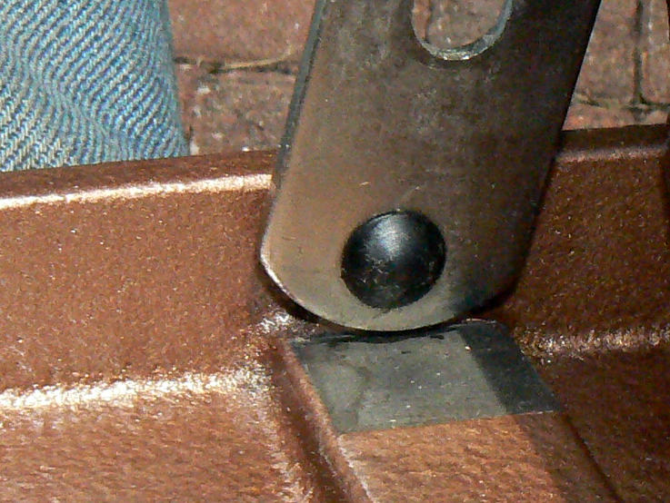 BRACE PIVOT PIN.jpg