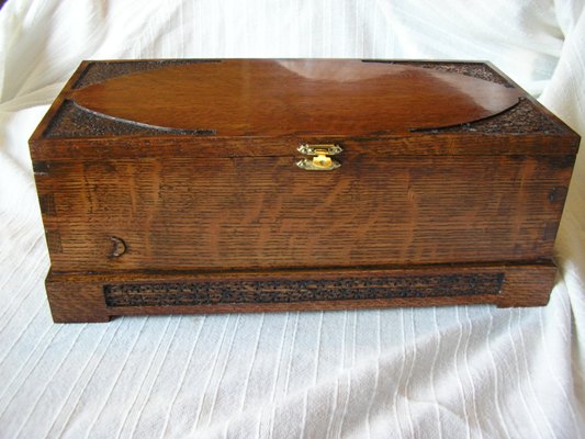 box8-2.JPG