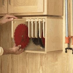 tablesaw blade locker.gif