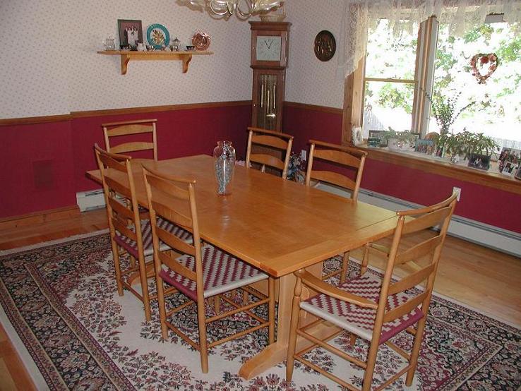 Dining Table 1.JPG