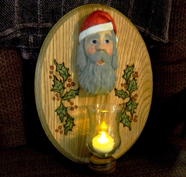 santa candle 011.JPG