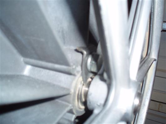 Bandsaw Lower Wheel Retention 007 (Custom).JPG