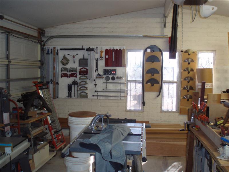New Cabinets 003 (Custom).JPG