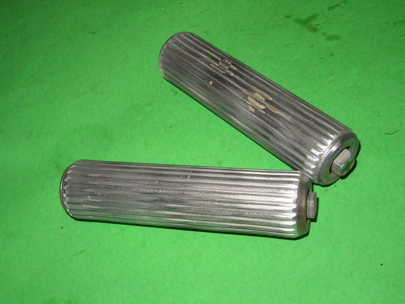 AA Locking Handles.jpg