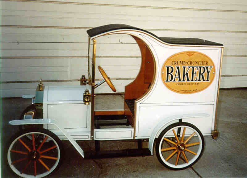 Delivery truck (golf cart).jpg