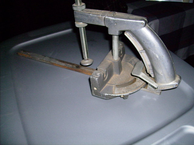 Mark VII miter gauge locked.JPG