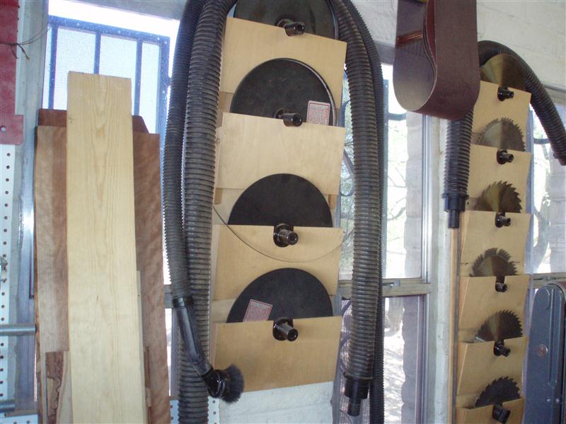 Blade Storage 001 (Custom).JPG