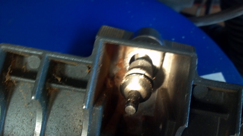 Fence Knob 2 (800x450).jpg
