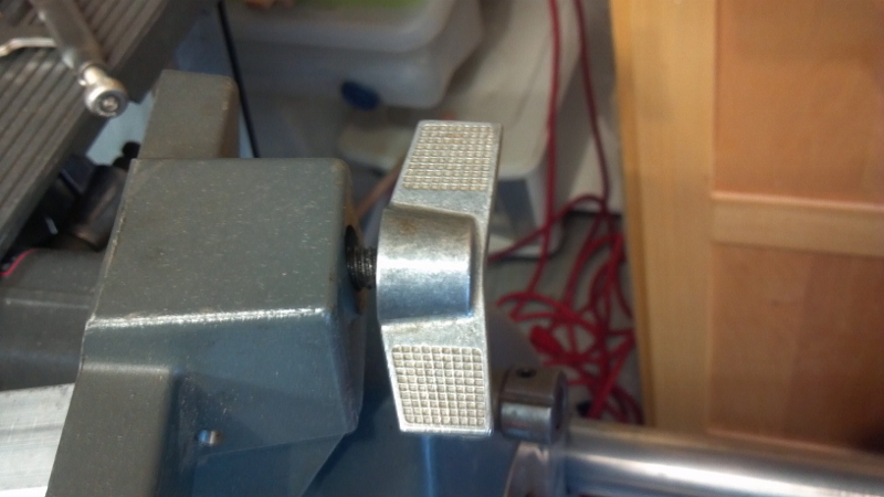 Fence knob (800x450).jpg