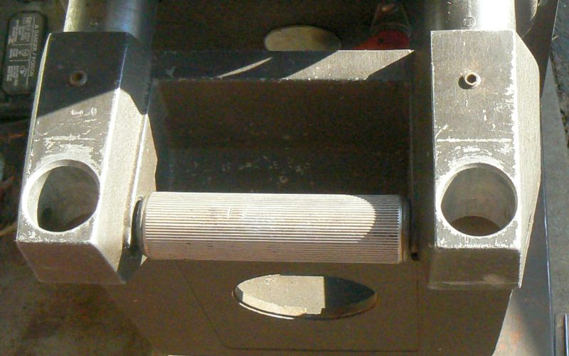 end casting screws.jpg
