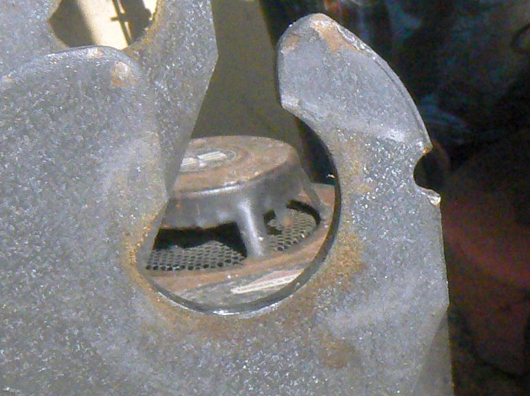 lower tube bracket.jpg