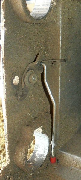 carriage spacing latch released.jpg