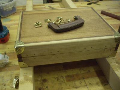 case hdwr.jpg