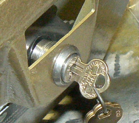 lock4.jpg