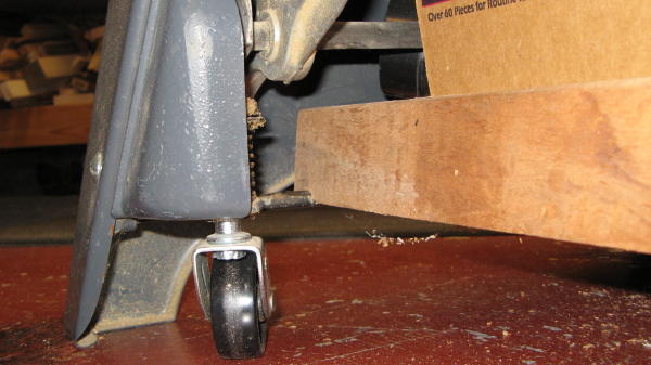 accessory shelf detail 2.jpg