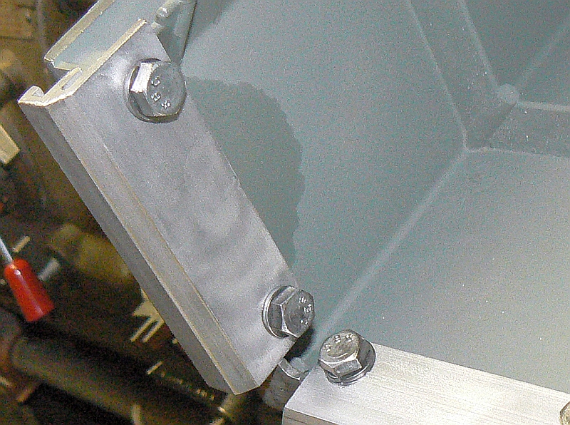 X  RAIL MOUNT 3.jpg