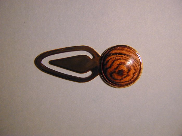 8X250031.JPG