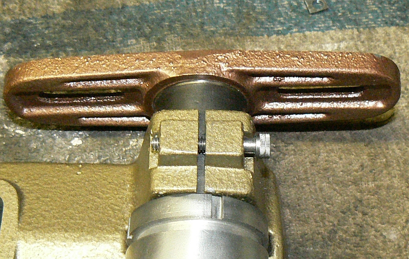 5 clamp screw.jpg