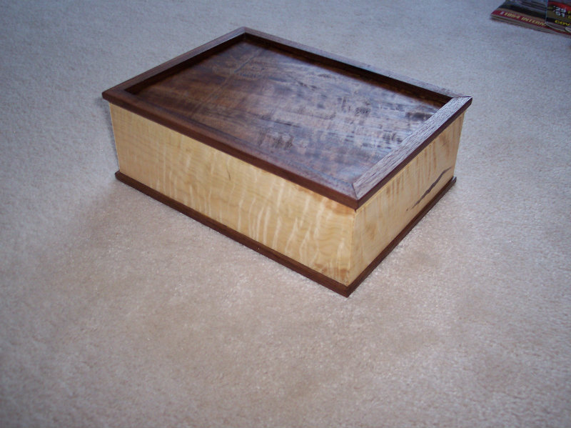 Gift Box Closed.jpg