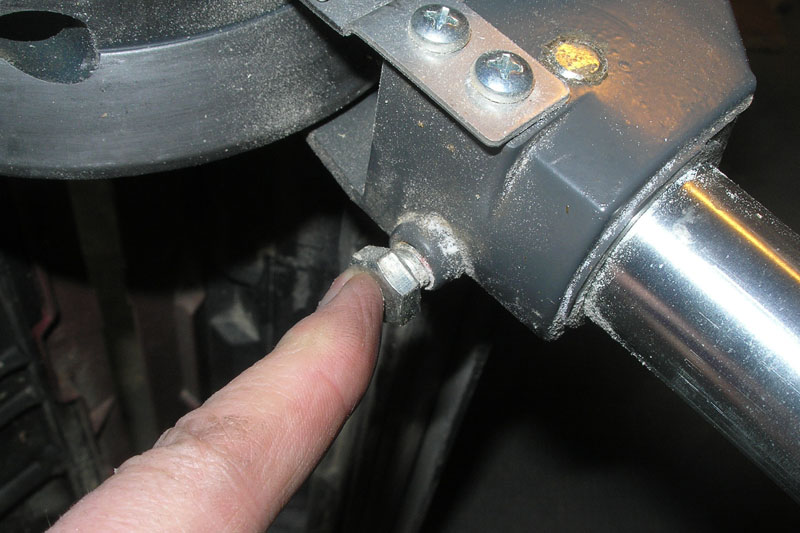 AdjustBolt.jpg