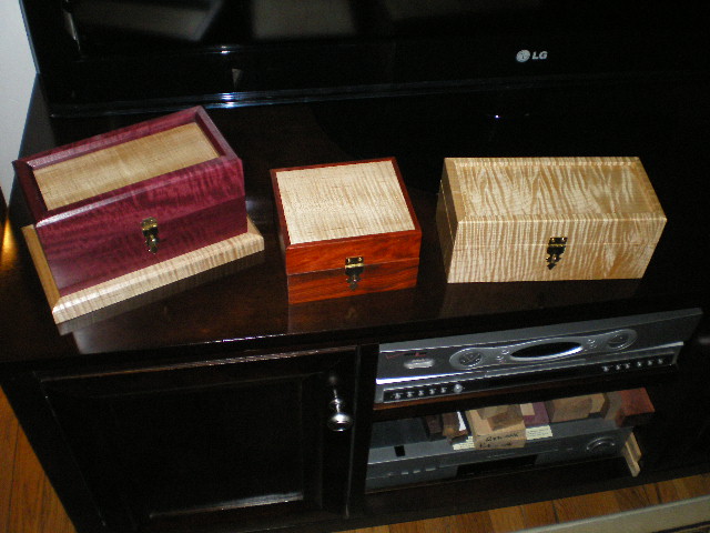 tree ornaments 002.jpg