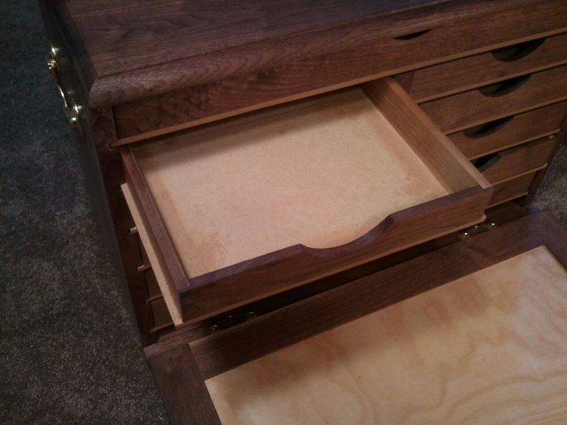 tool_chest_3.jpg