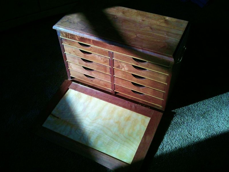 tool_chest_4.jpg