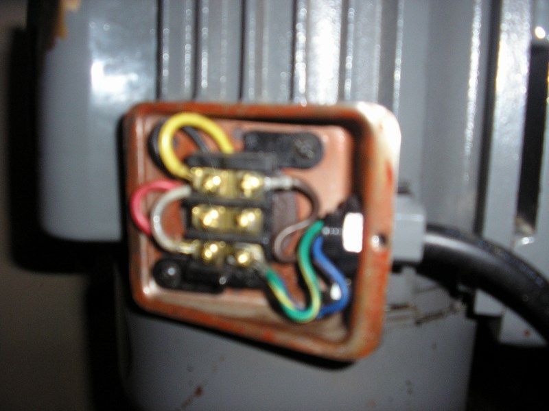 PA100325 (800x600).jpg