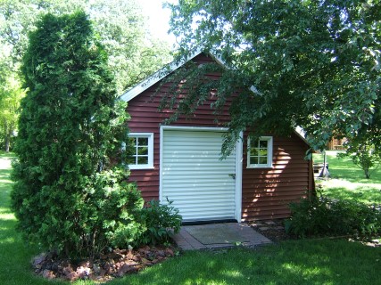 Yard Barn N (Mobile).JPG