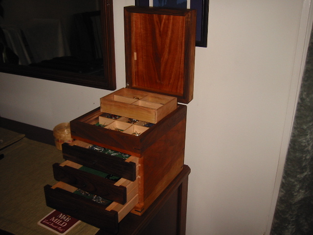 jewelery box.jpg