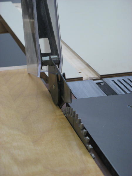 SlidingTable_2263.jpg
