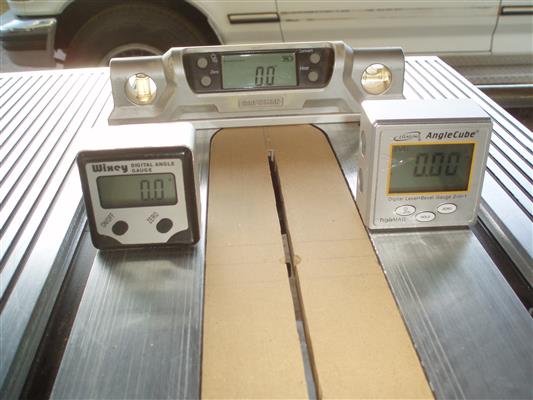 Angle Indicator Comparison 003 (Custom).JPG