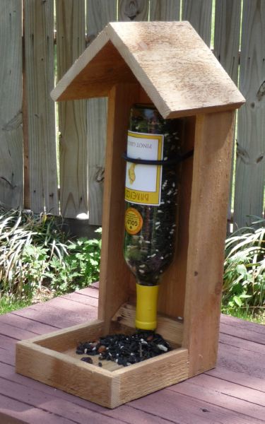 Birdfeeder.JPG