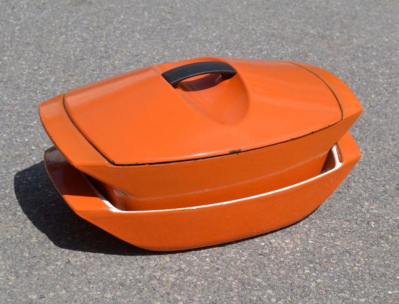 double_coquelle_le_creuset_orange_design_Loewy (800x610).jpg