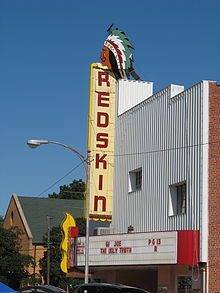 220px-Redskin_Theater,_Anadarko,_Oklahoma.JPG