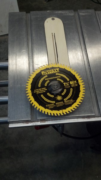 Dewalt blade.jpg