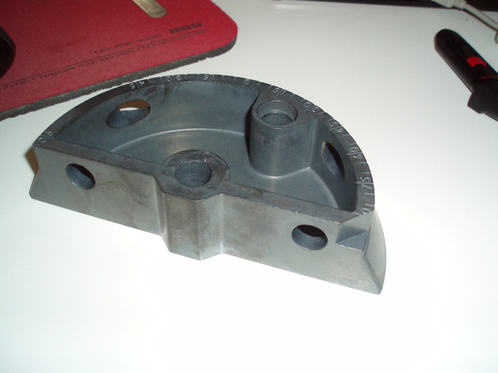 Rear Trunnion 002 (Custom).jpg