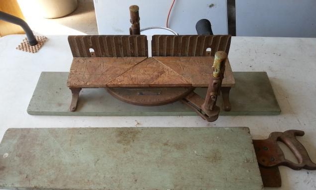 STANLEY MITER SAW.jpg