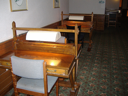 desk 2.jpg