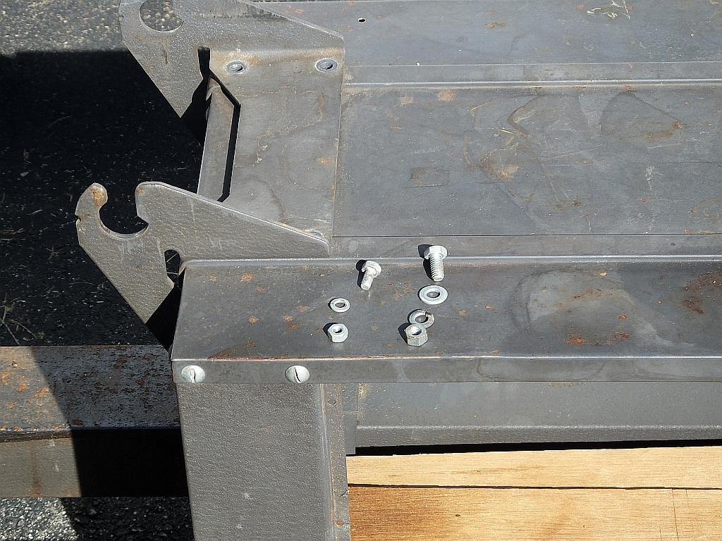 tilt bracket 4.jpg